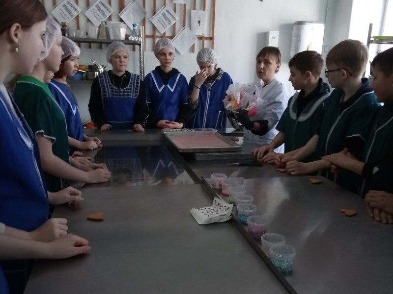 Профориентационная экскурсия для школьников в Кособродский профессиональный техникум.